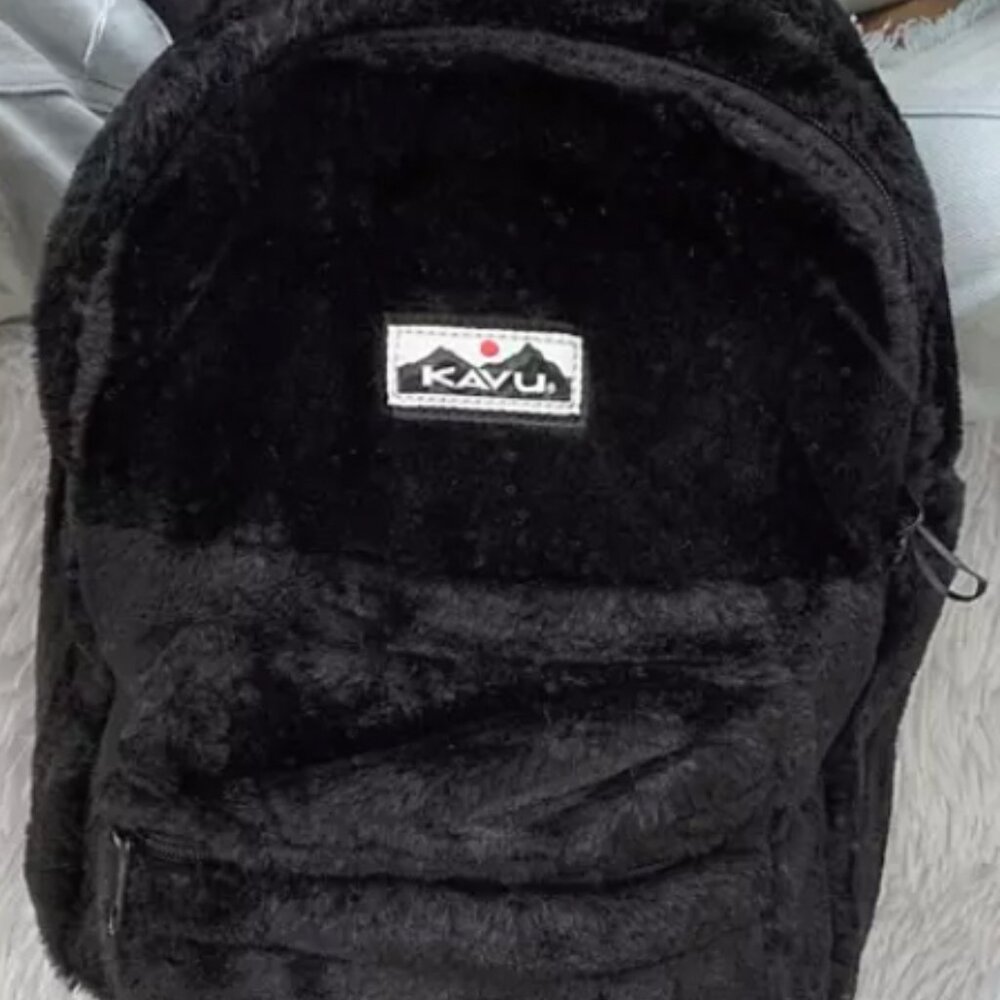 Kavu Fuzz Cub Velvet Backpack - Picture 3 of 9